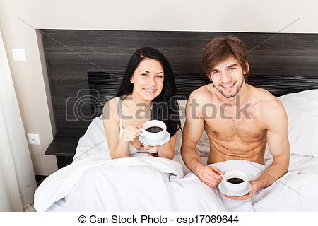 Queen C. reccomend Young couple in bed