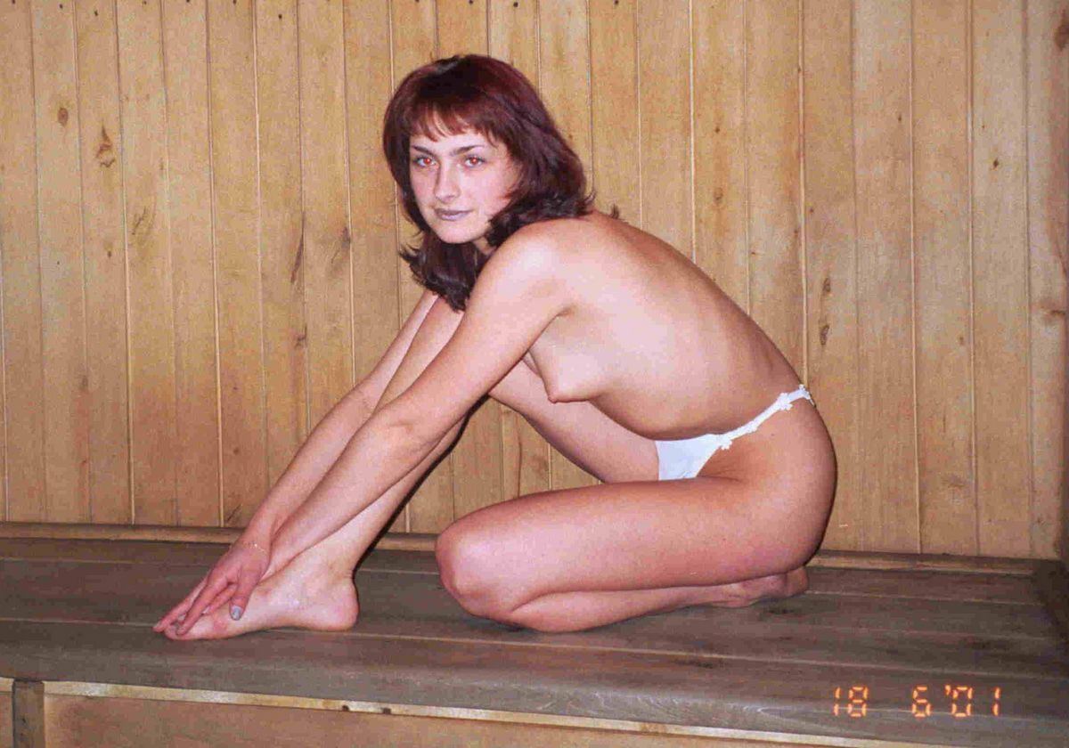 Naked wife sauna pics